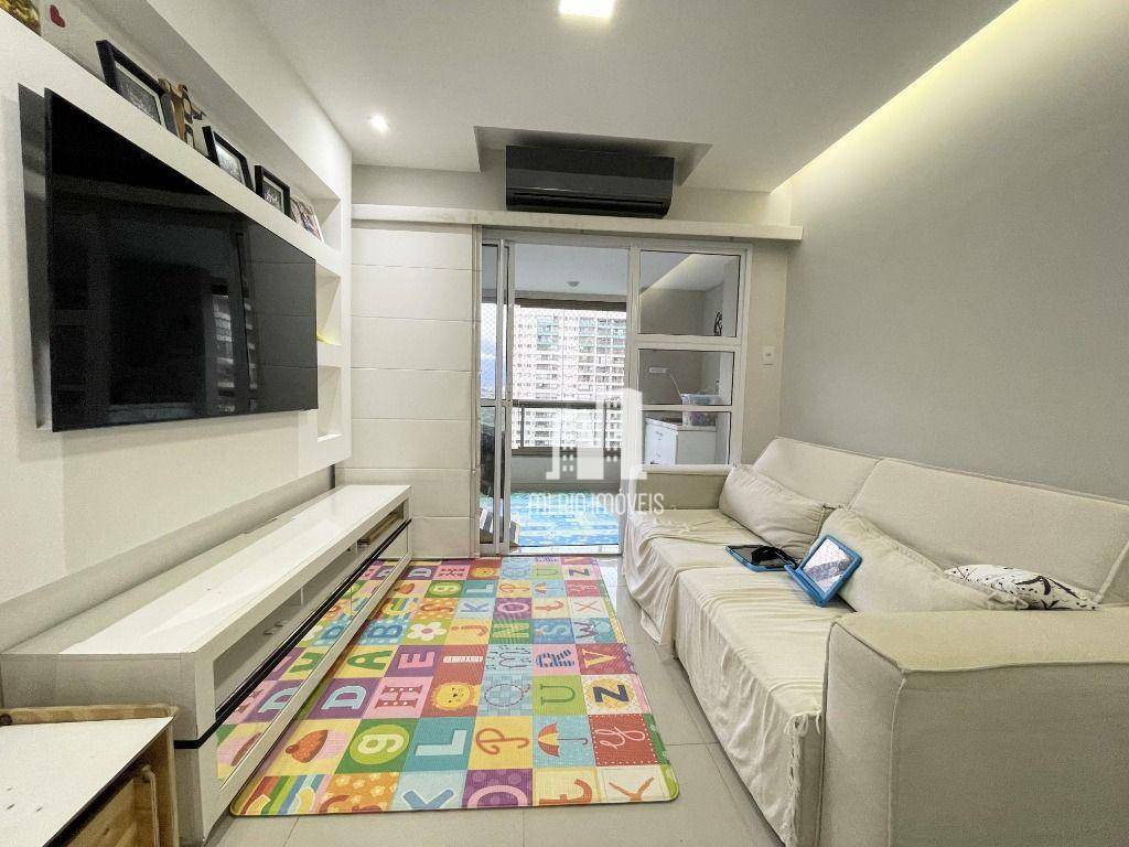 Apartamento à venda com 3 quartos, 92m² - Foto 1