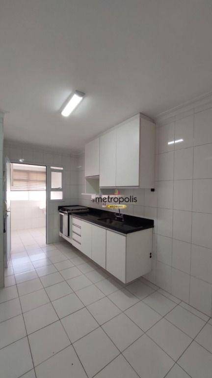 Apartamento para alugar com 3 quartos, 92m² - Foto 4