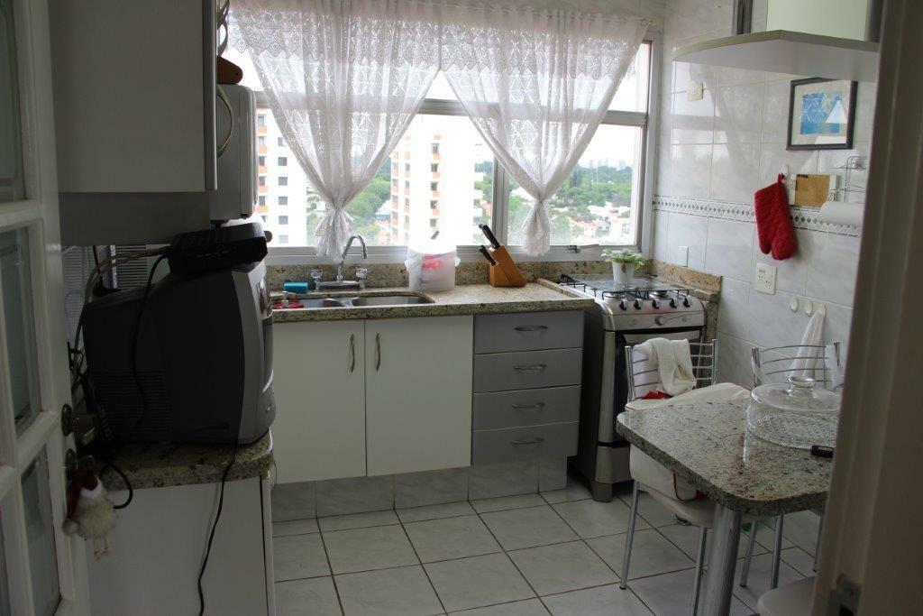 Apartamento à venda com 3 quartos, 140m² - Foto 21