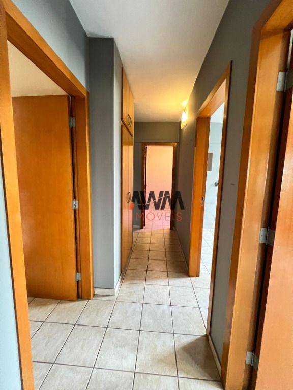 Apartamento à venda com 3 quartos, 104m² - Foto 18