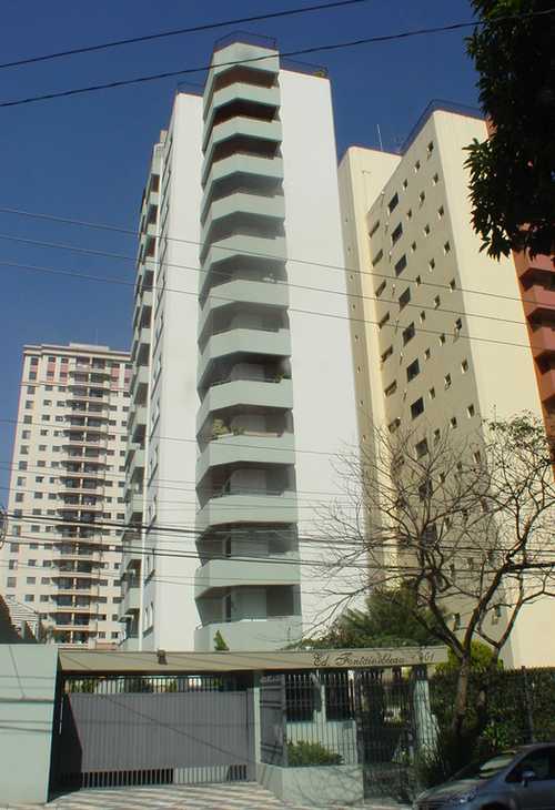 Apartamento à venda com 3 quartos, 200m² - Foto 1