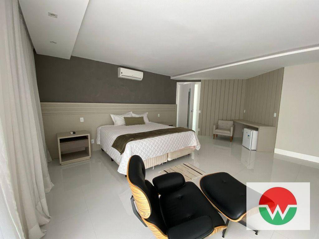 Casa de Condomínio à venda com 5 quartos, 420m² - Foto 25