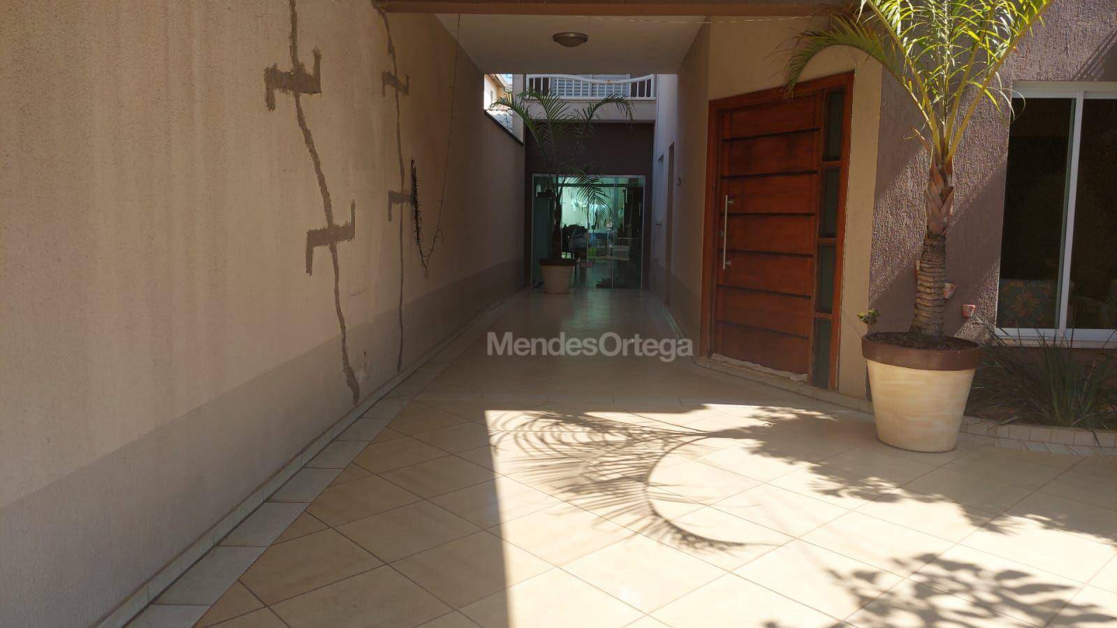 Casa à venda com 4 quartos, 199m² - Foto 28