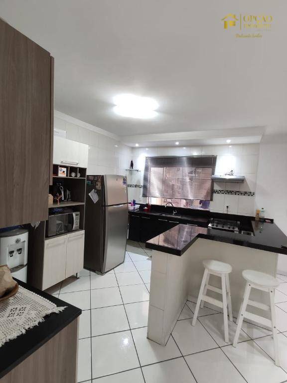 Casa à venda com 2 quartos, 188m² - Foto 10