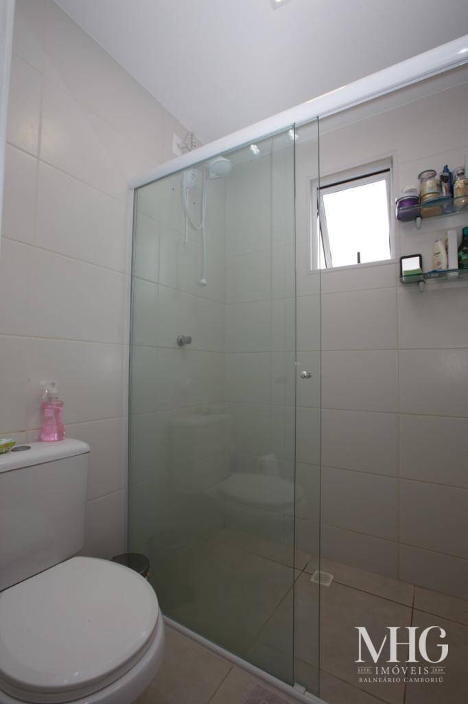 Apartamento à venda com 2 quartos, 69m² - Foto 9