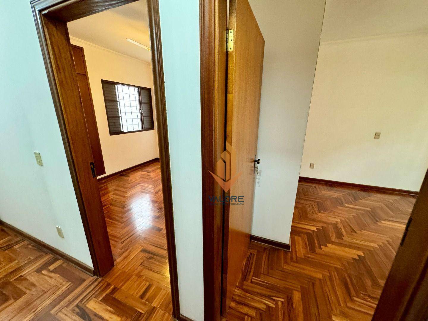 Casa à venda com 4 quartos, 155m² - Foto 33