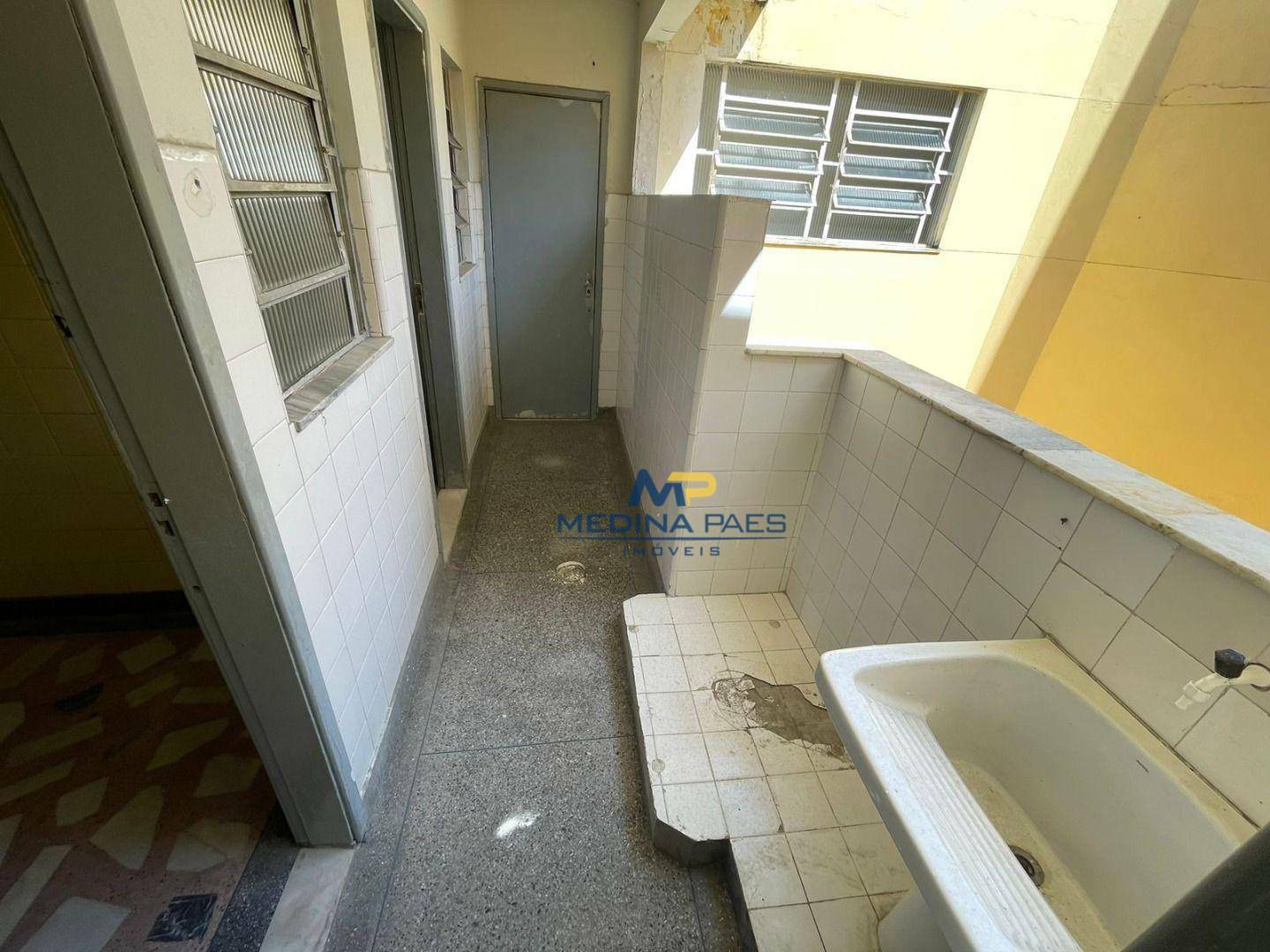 Apartamento à venda com 3 quartos, 100m² - Foto 10