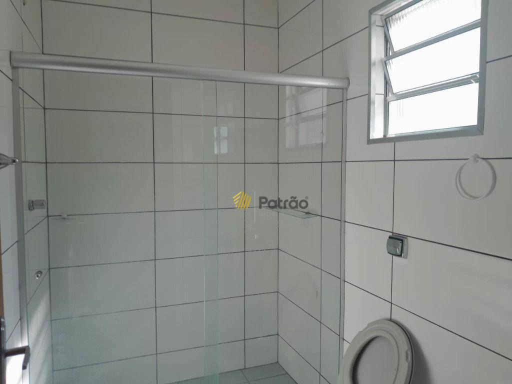 Apartamento para alugar com 2 quartos, 60m² - Foto 11