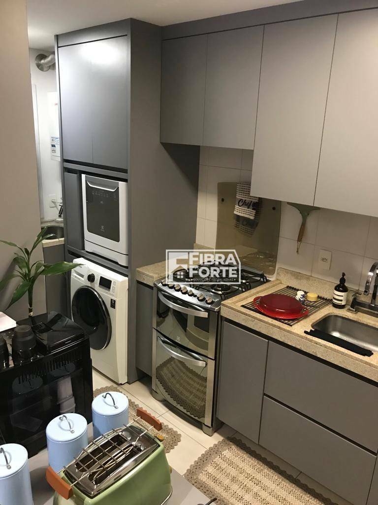 Apartamento à venda com 2 quartos, 67m² - Foto 26