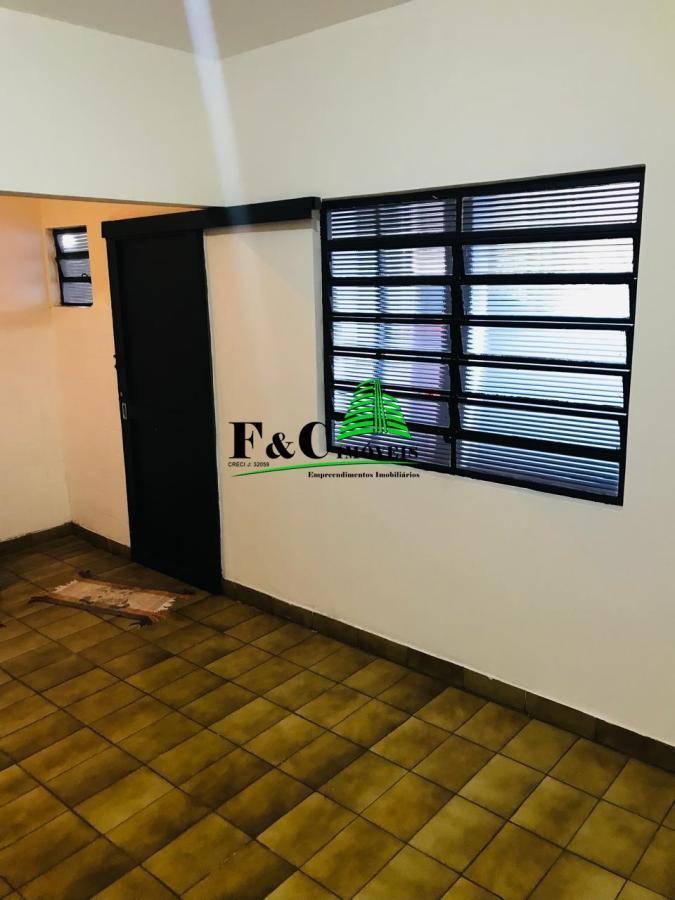 Casa à venda com 3 quartos, 200m² - Foto 19