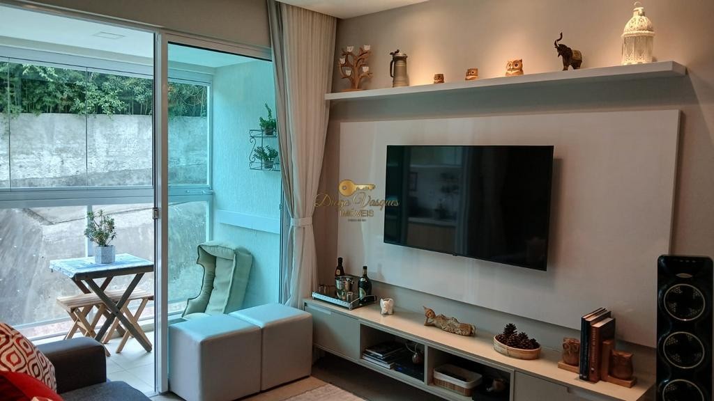 Apartamento à venda com 2 quartos, 71m² - Foto 3
