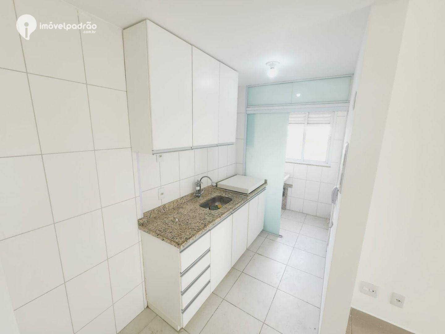 Apartamento para alugar com 3 quartos, 69m² - Foto 9