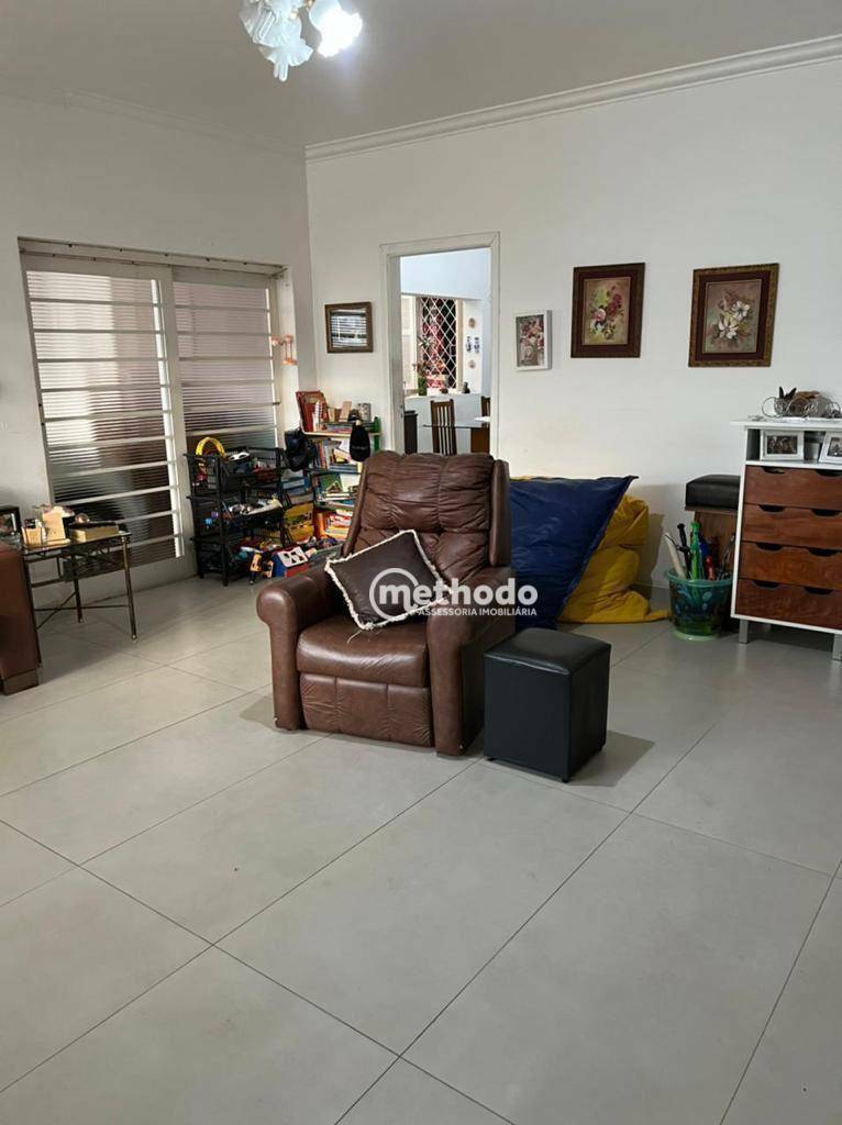 Casa à venda com 3 quartos, 410m² - Foto 8