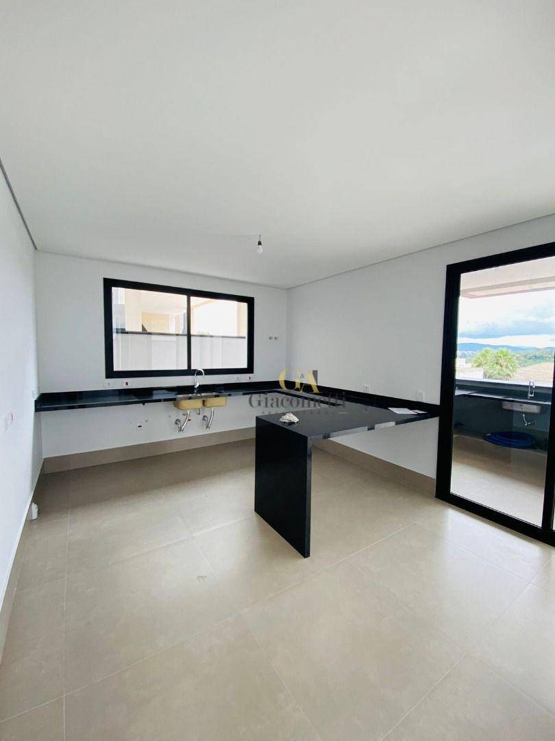 Casa de Condomínio à venda com 4 quartos, 364m² - Foto 6