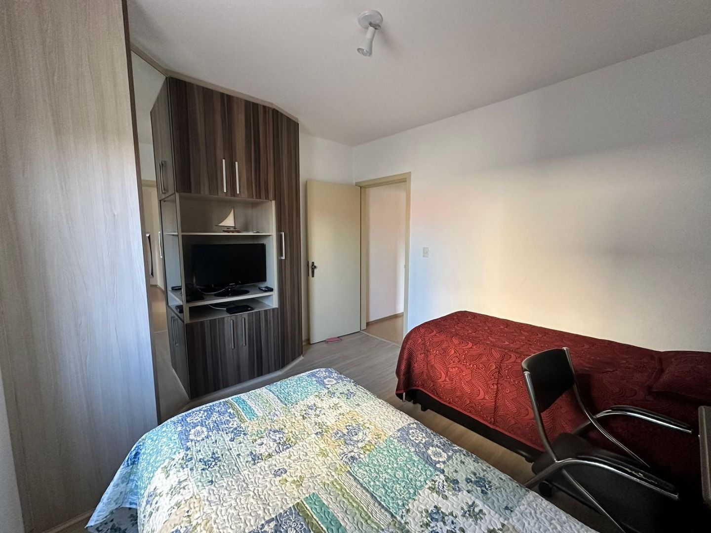 Apartamento à venda com 2 quartos, 65m² - Foto 6