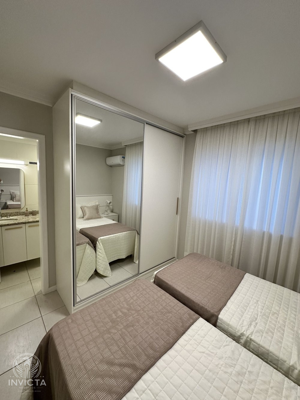 Apartamento à venda com 2 quartos, 100m² - Foto 33