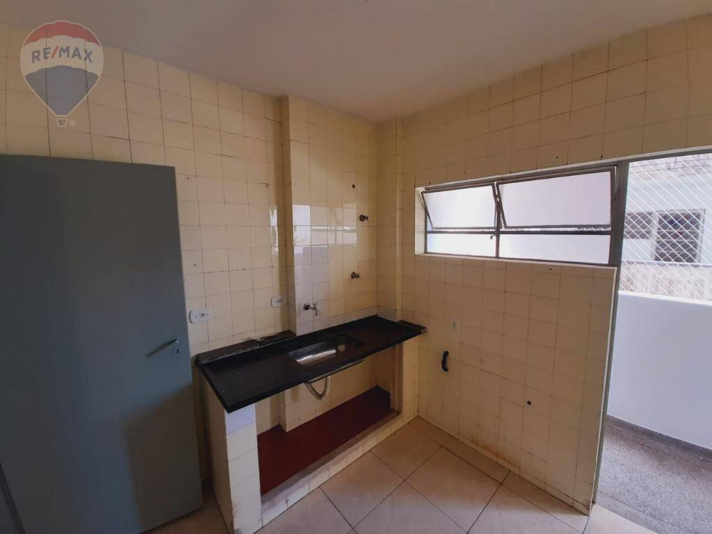 Apartamento para alugar com 2 quartos, 90m² - Foto 8