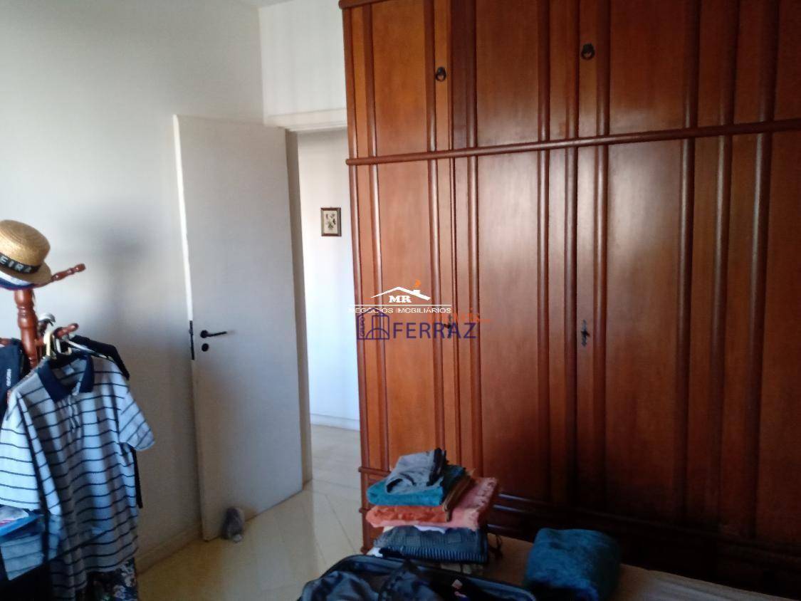 Apartamento à venda com 4 quartos, 180m² - Foto 12