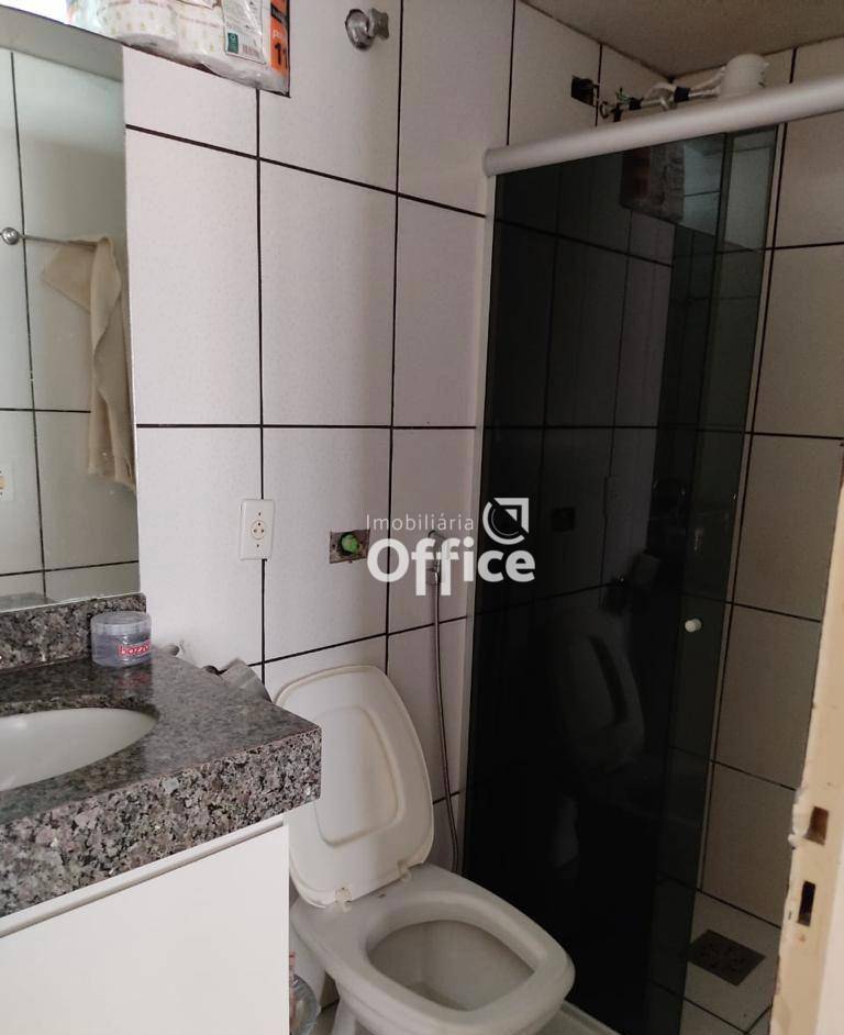 Apartamento à venda com 2 quartos, 66m² - Foto 4