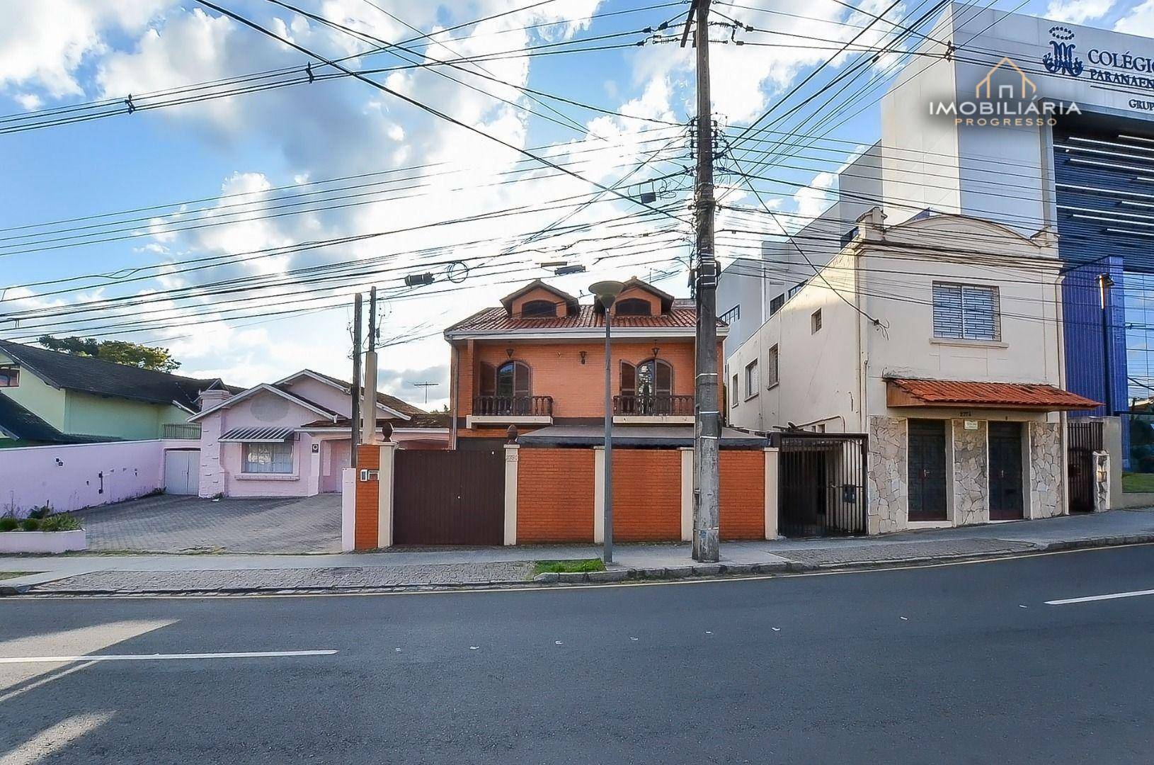 Sobrado à venda com 3 quartos, 313m² - Foto 2