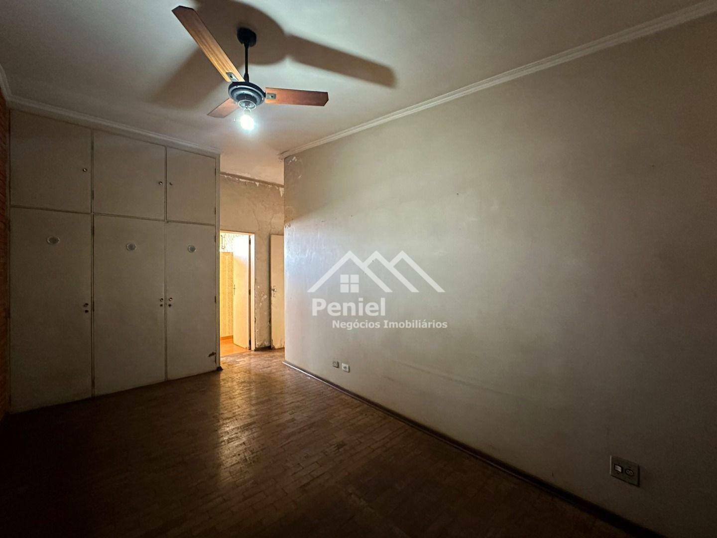 Casa à venda com 3 quartos, 253m² - Foto 15