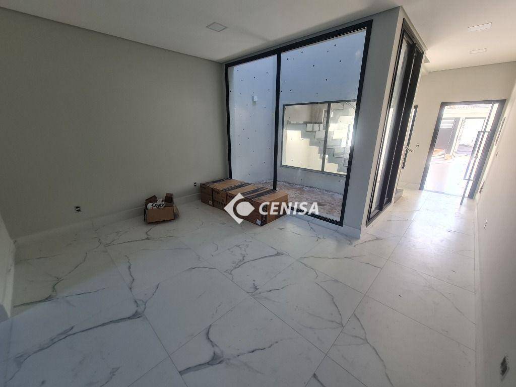 Casa à venda com 3 quartos, 206m² - Foto 6