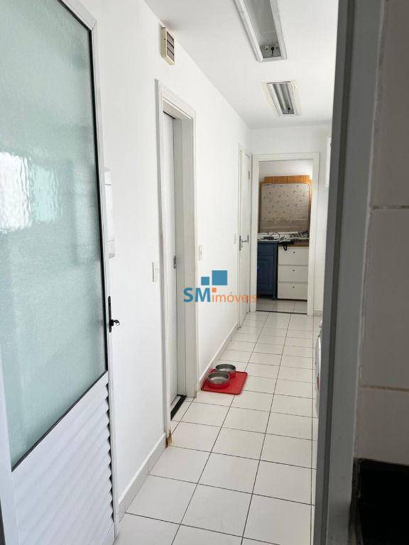 Apartamento à venda com 3 quartos, 154m² - Foto 7