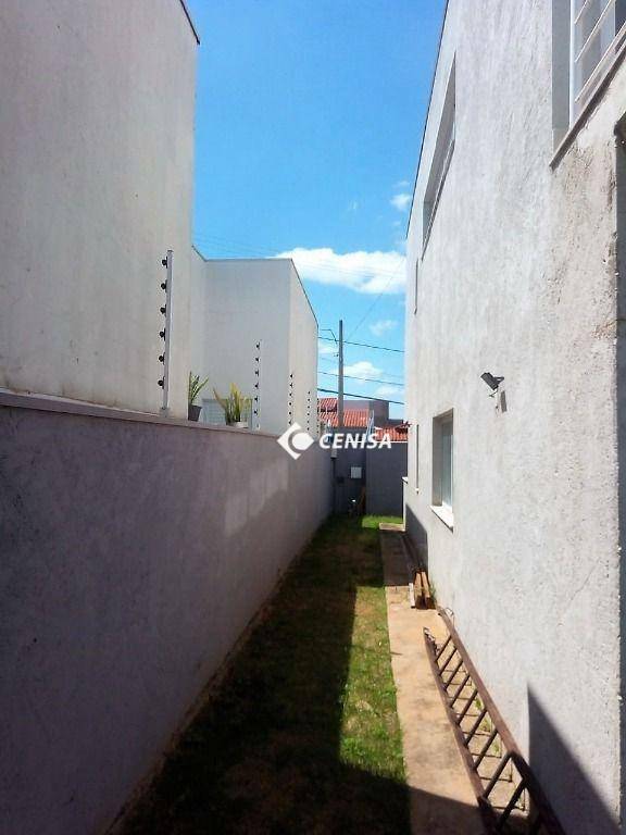 Casa à venda com 3 quartos, 255m² - Foto 12