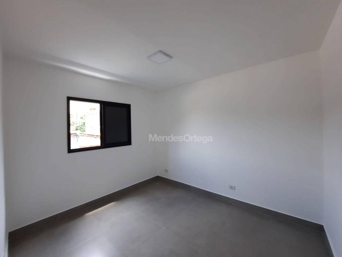 Apartamento para alugar com 2 quartos, 50m² - Foto 14