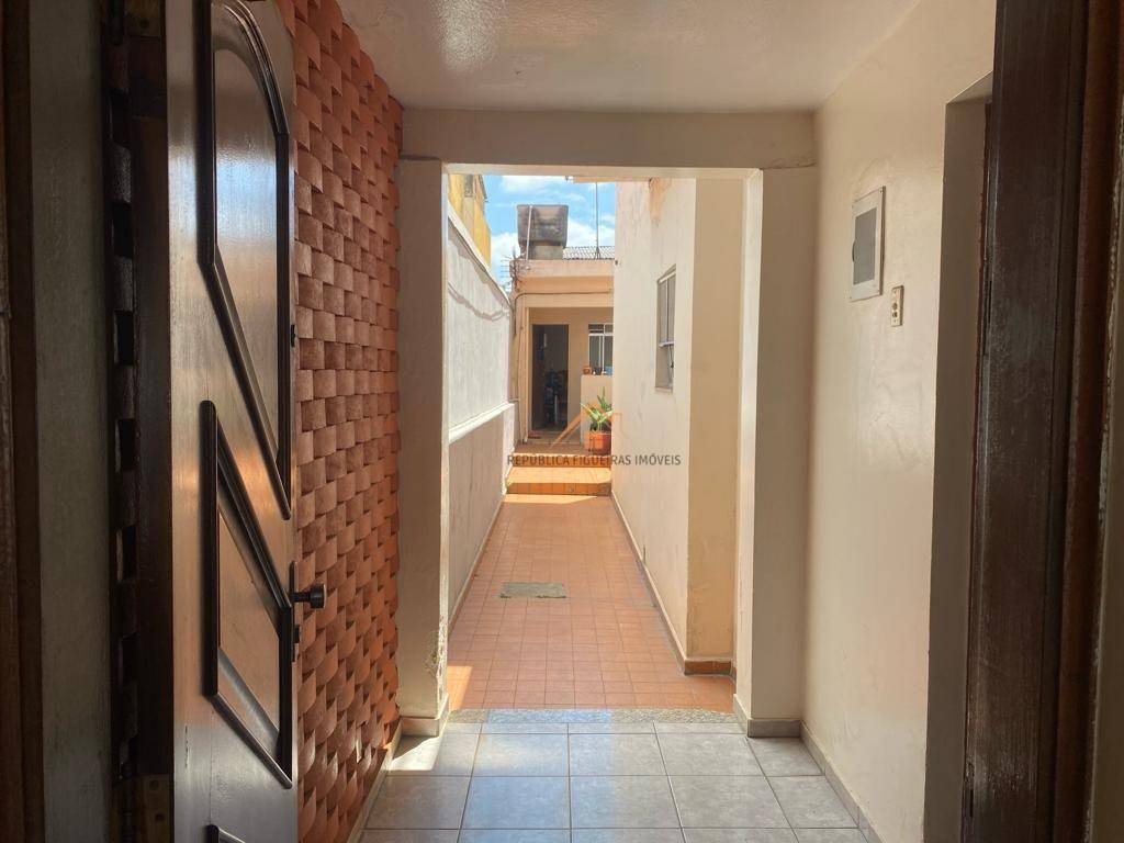 Sobrado à venda com 5 quartos, 236m² - Foto 51