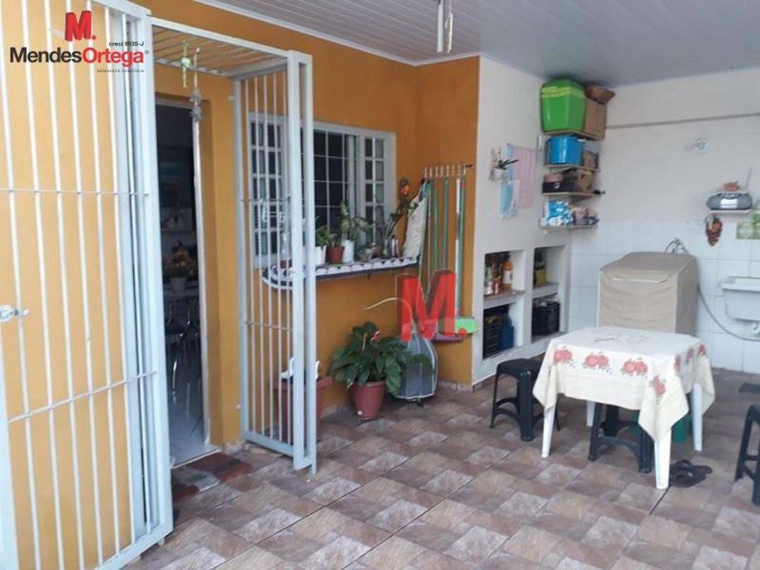 Casa à venda com 5 quartos, 166m² - Foto 17