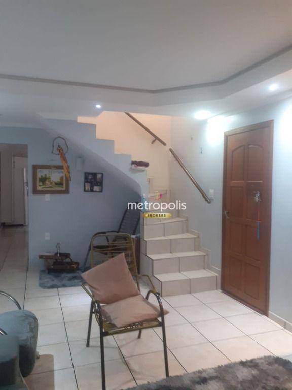 Sobrado à venda com 4 quartos, 215m² - Foto 3