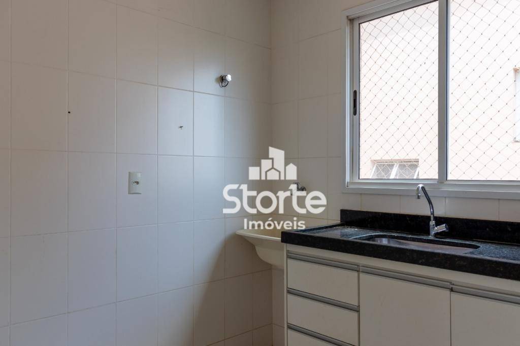 Apartamento à venda com 2 quartos, 56m² - Foto 3