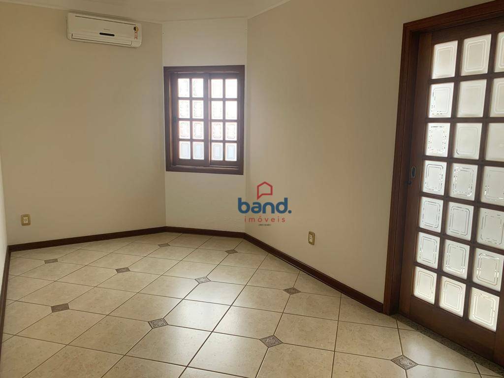 Casa à venda com 4 quartos, 264m² - Foto 9