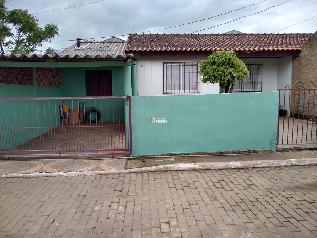 Casa à venda com 2 quartos, 69m² - Foto 2