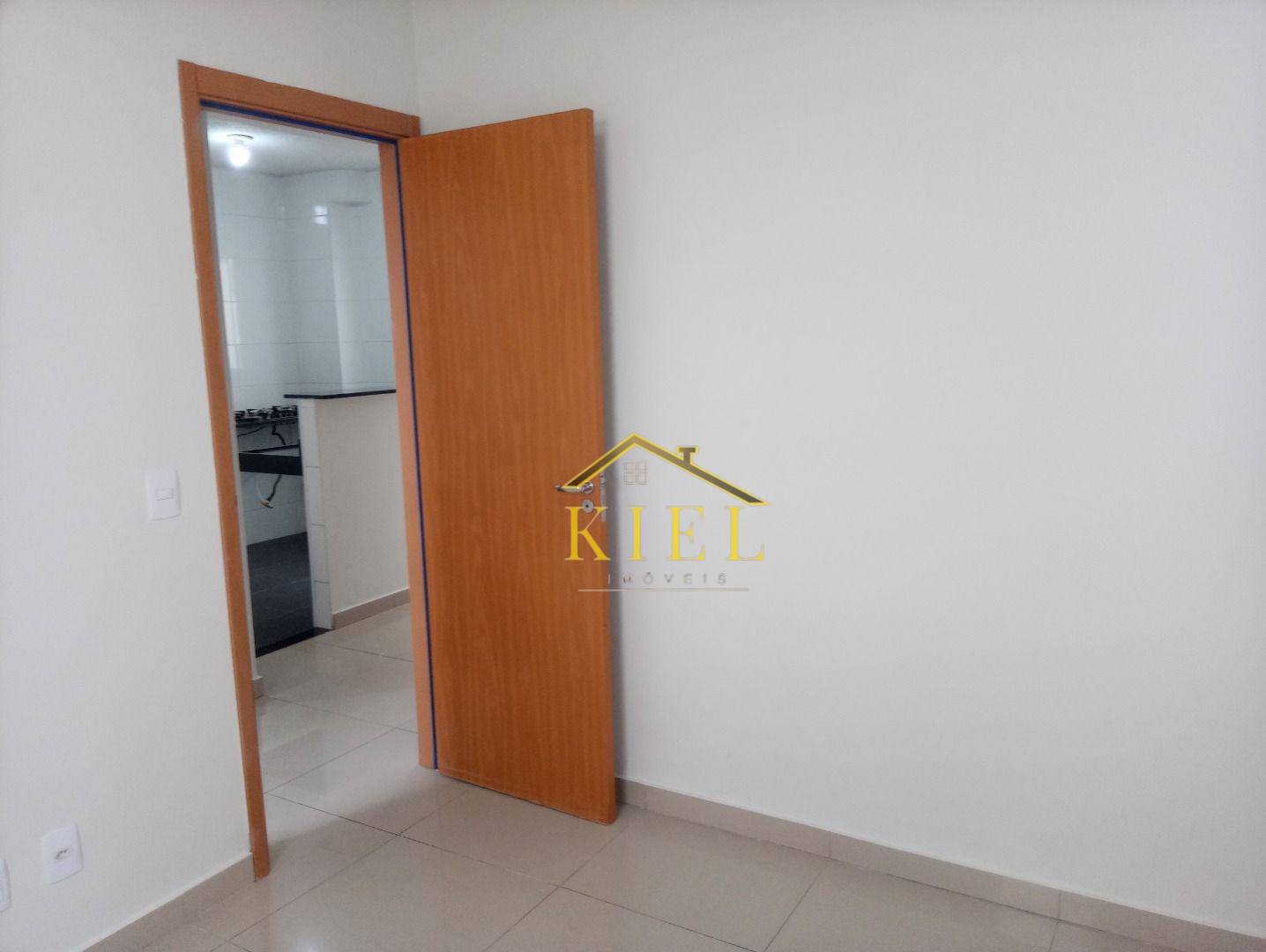 Apartamento à venda com 2 quartos, 41m² - Foto 22