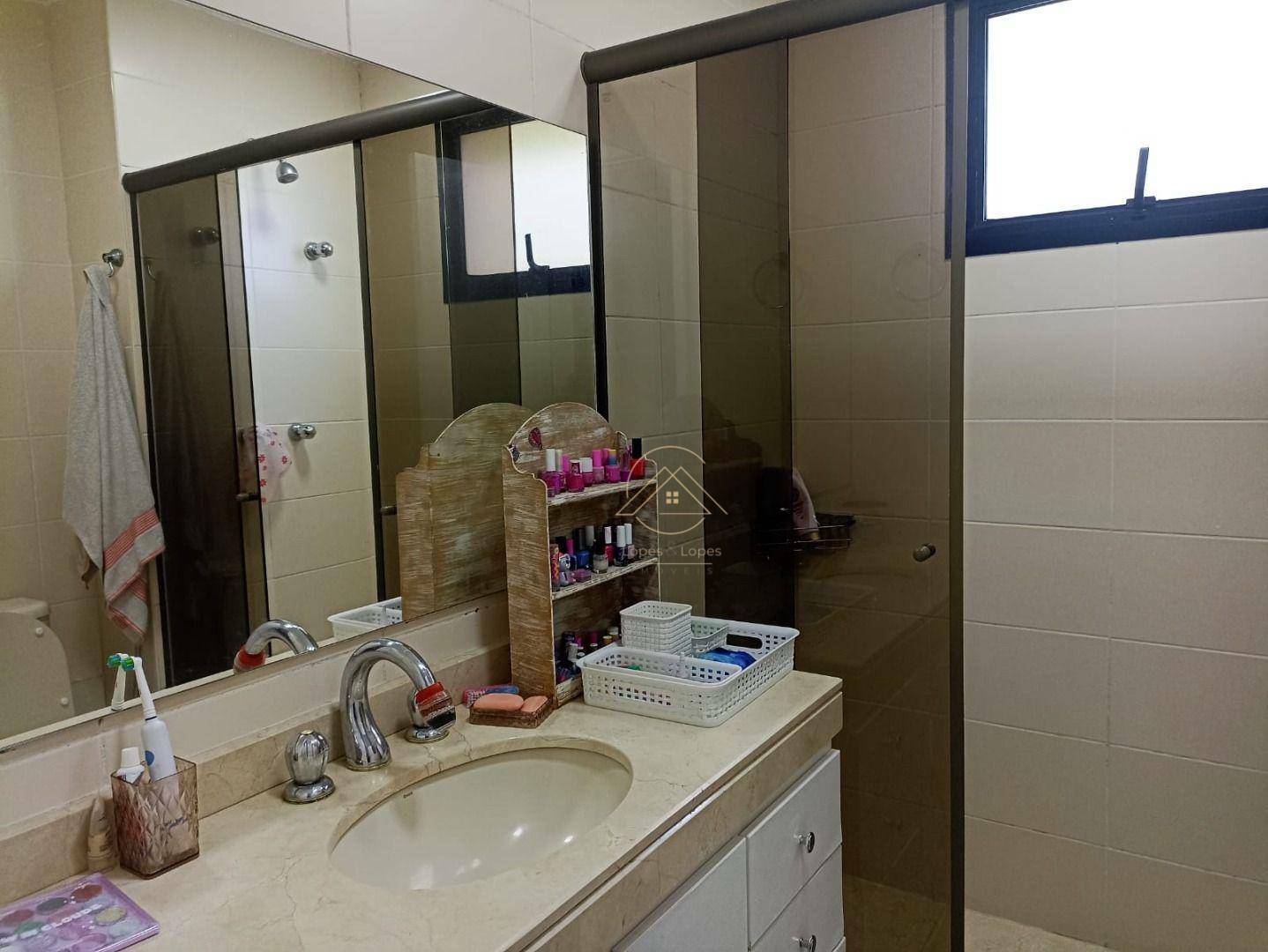 Apartamento para alugar com 4 quartos, 450m² - Foto 24