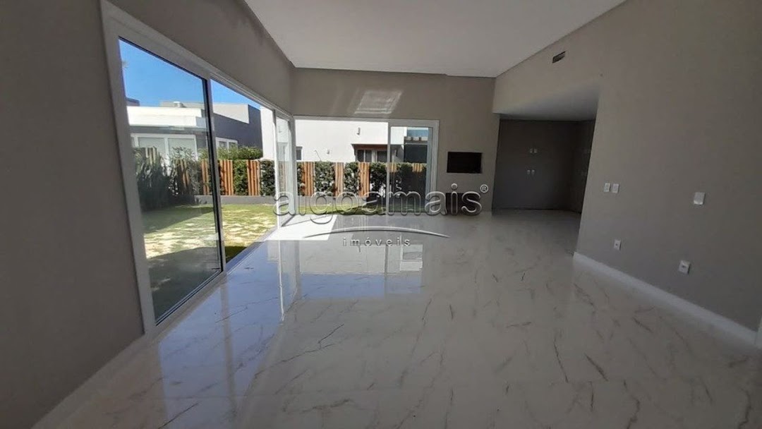 Casa de Condomínio à venda com 4 quartos, 200m² - Foto 18