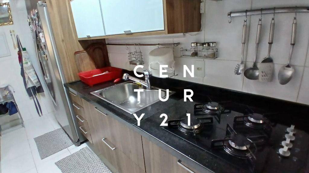 Apartamento à venda com 3 quartos, 77m² - Foto 18