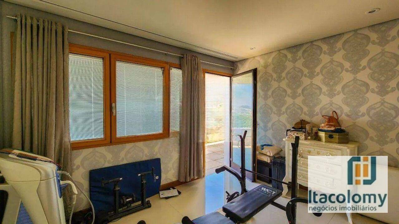 Casa de Condomínio à venda com 4 quartos, 531m² - Foto 56