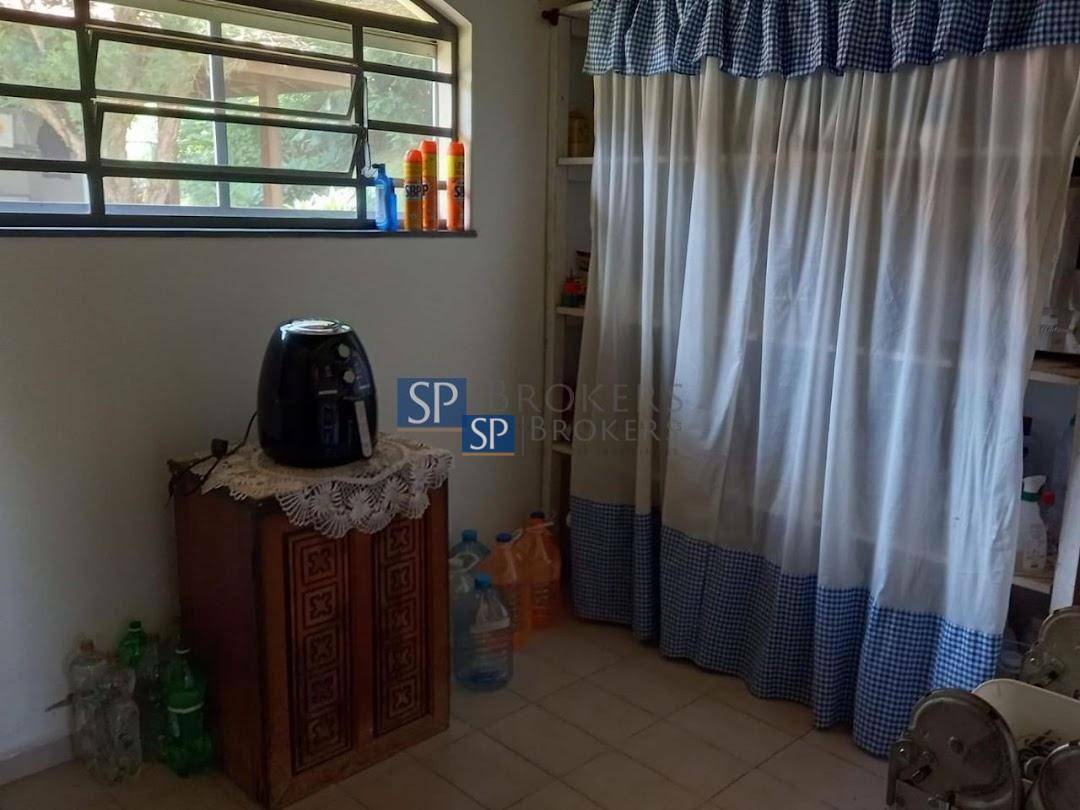 Chácara à venda com 2 quartos, 327m² - Foto 13