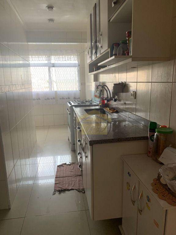 Apartamento à venda com 2 quartos, 56m² - Foto 5