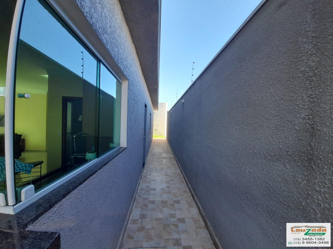 Casa à venda com 3 quartos, 300m² - Foto 4