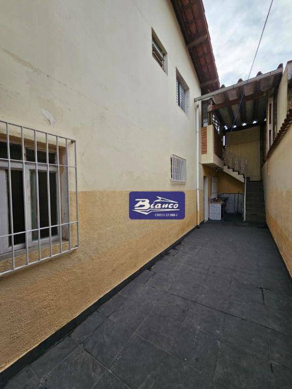 Sobrado à venda com 3 quartos, 100m² - Foto 12