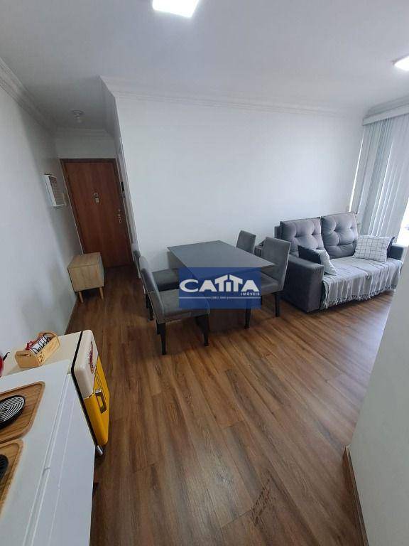 Apartamento à venda com 2 quartos, 60m² - Foto 3