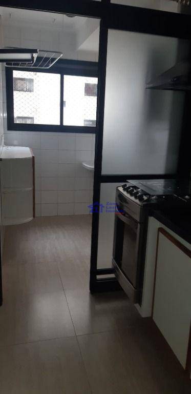 Apartamento para alugar com 2 quartos, 67m² - Foto 24