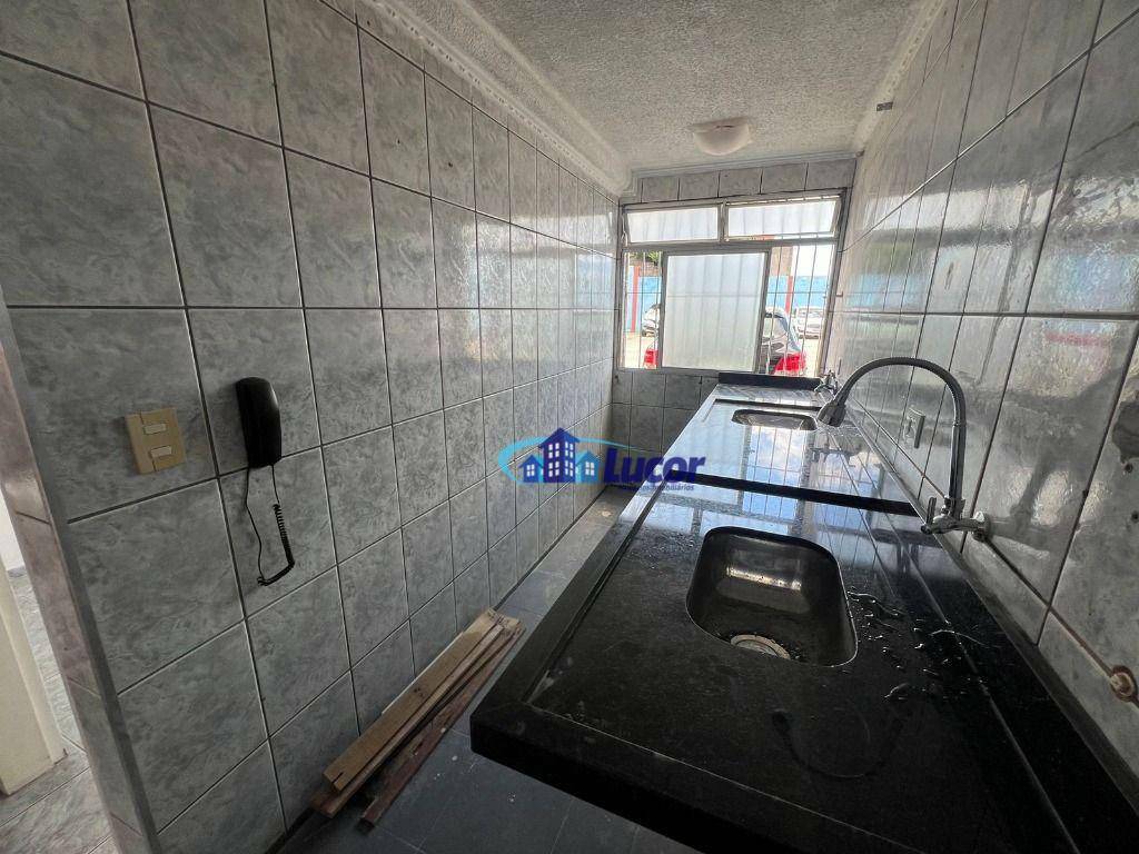 Apartamento à venda com 2 quartos, 38m² - Foto 6