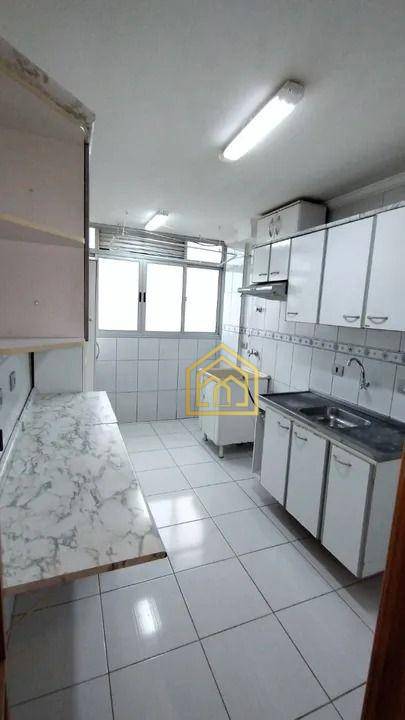 Apartamento para alugar com 2 quartos, 56m² - Foto 5