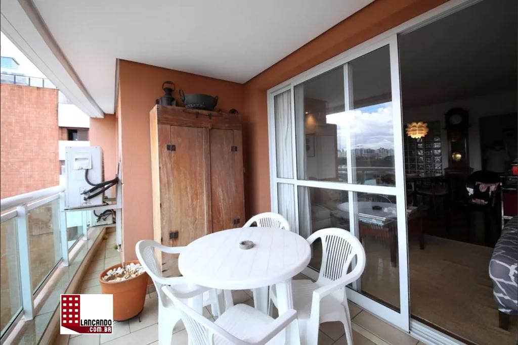 Apartamento à venda com 2 quartos, 98m² - Foto 10