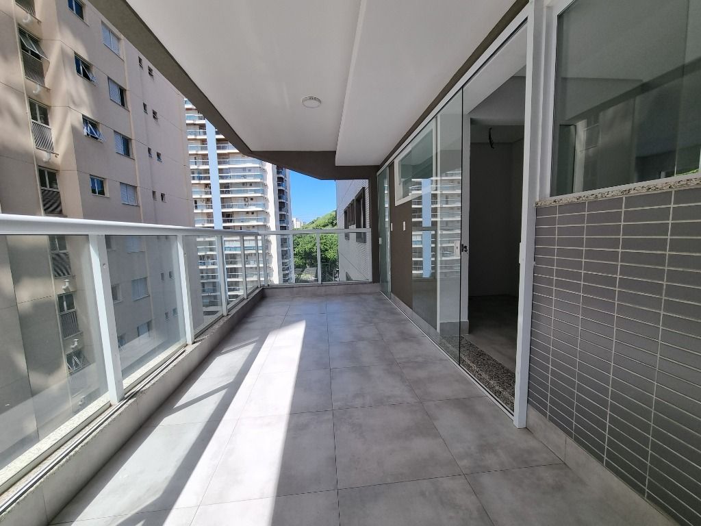 Apartamento à venda com 3 quartos, 146m² - Foto 7